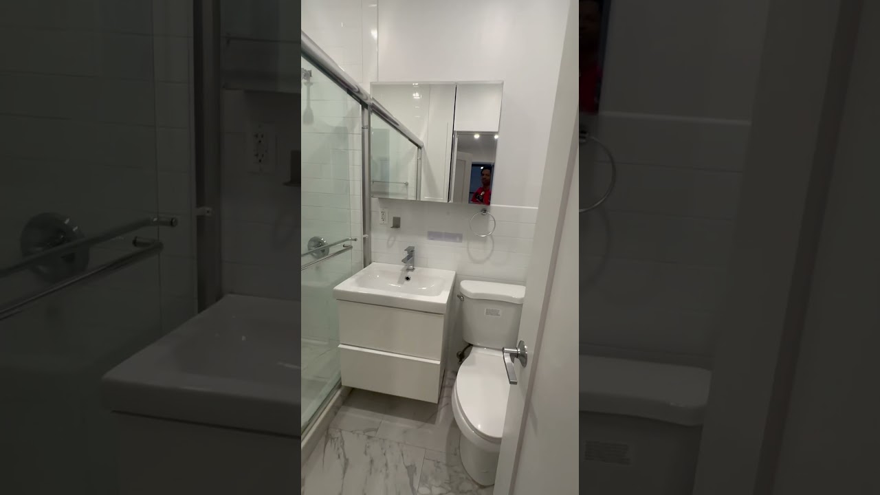 4 Bedroom 3 Bath With Laundry In Unit and Elevator in Hamilton Heights Pt 1 