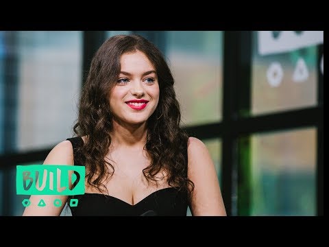 Odeya Rush Discusses Getting Into Character for Dear Dictator