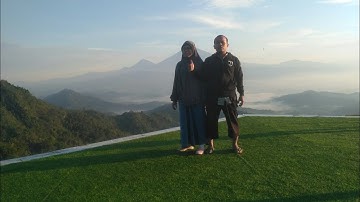 Sunrise di Tumpeng Menoreh & puncak 9