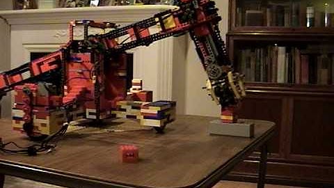 Huge Lego Robotic Arm (preview)