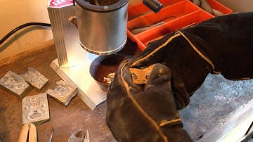 Pewter casting demonstration by Sebastian Denize