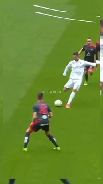 Hard Kick Rondaldo ronaldo's super hard kick - YouTube