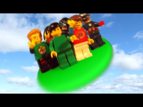 A HÁZTETŐN RAGADT LEGO FRIZBI!