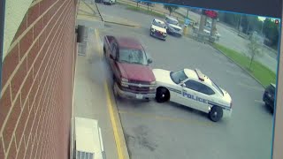 Video: Man flees Wagoner County courthouse