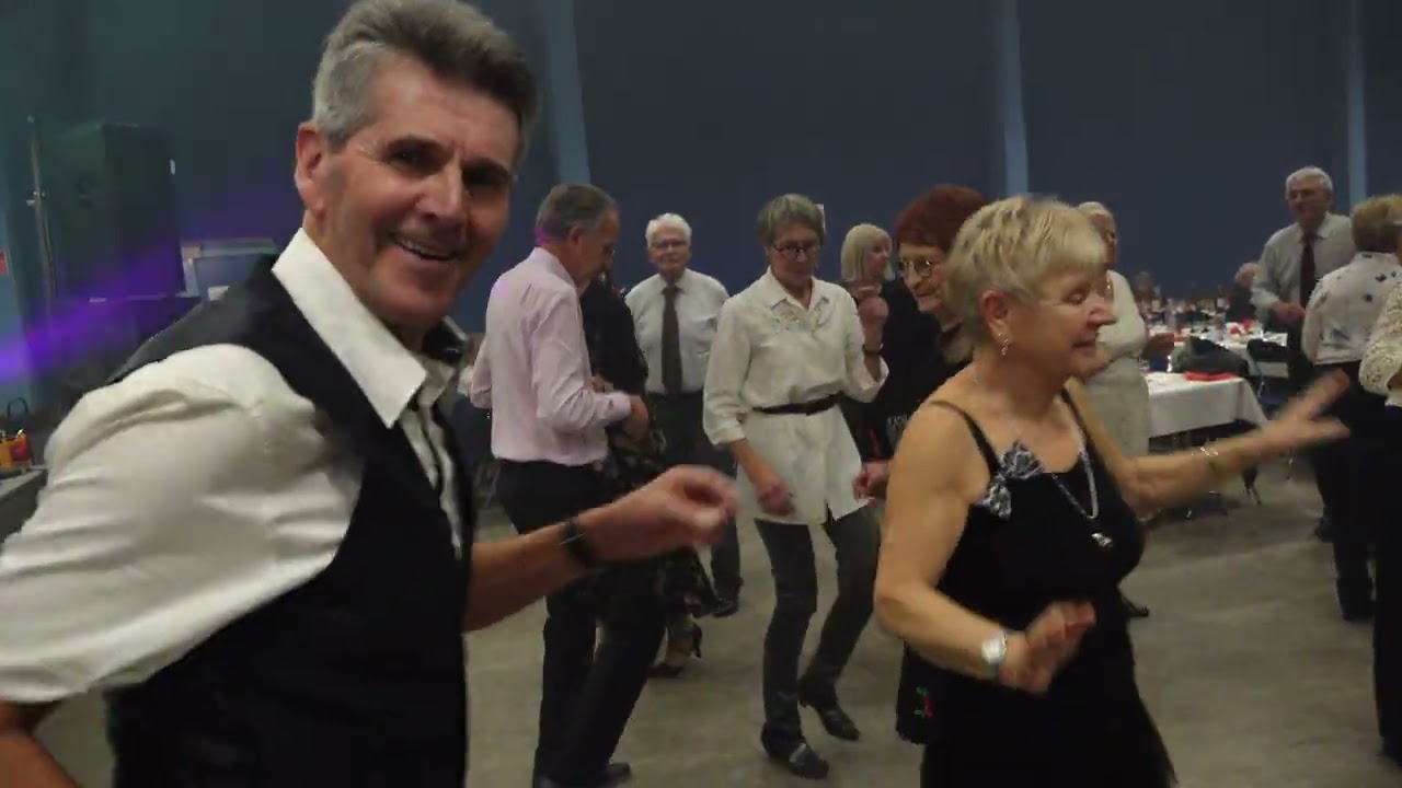 C0035  L Excellent Bardzinski Orkestra Yvan et Jerome a Sallaumines le 17 Novembre 2024