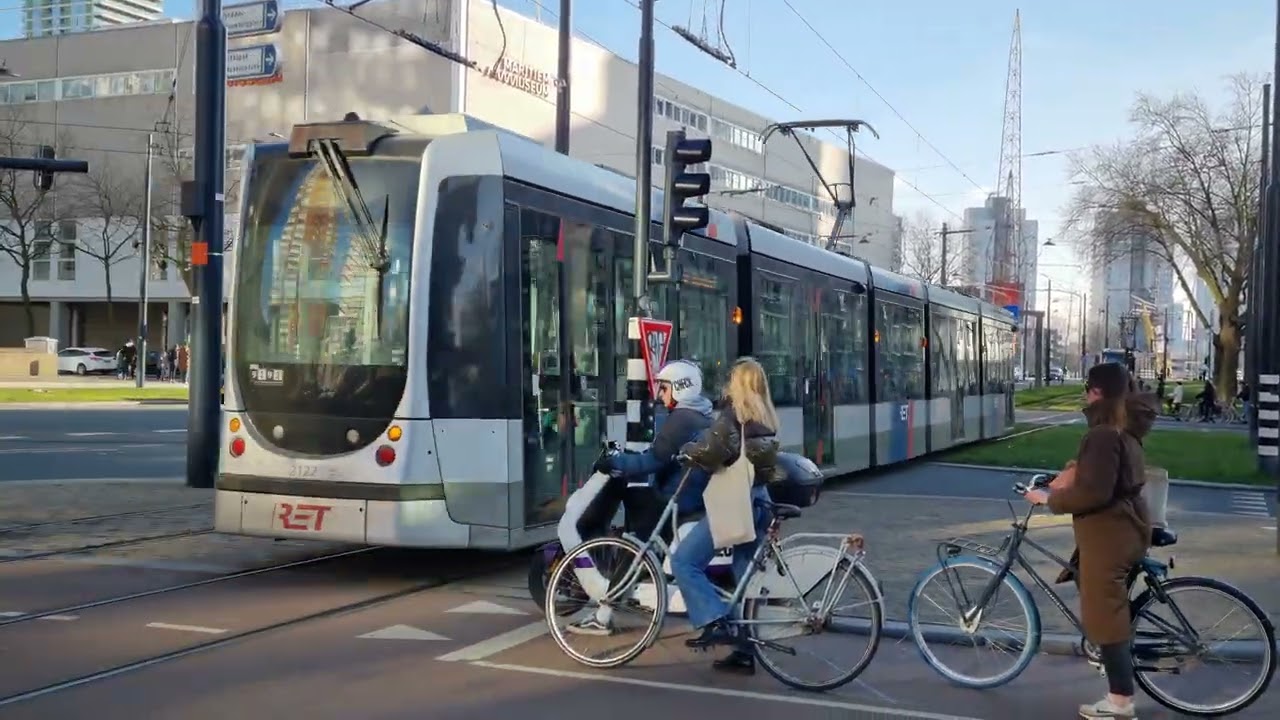 Trams spotten op Beurs / Rotterdam
