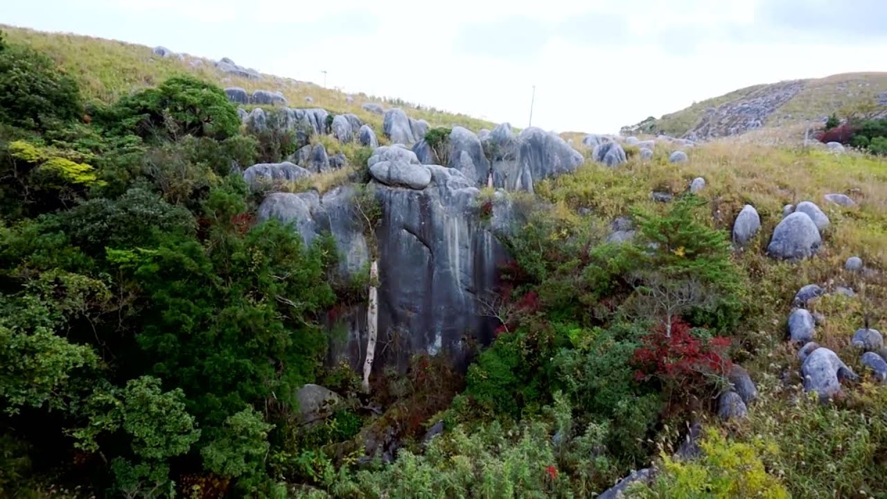 神秘のパワースポット　平尾台 ／ESSENCE OF KITAKYUSHU