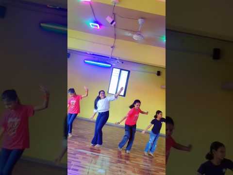 Aachhri vibes taking over the studio 🌿✨“Students Dancing on Viral Pahadi Song Aachhri 🌄✨”