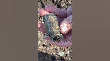 Bottle Dump Digging at Construction Site! Sick Bottles Found Treasure Hunting Relic Hunt Privy Dig!