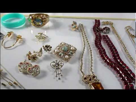 beginners-guide-to-reselling-vintage-costume-jewelry-on-ebay---part-1-cherry-vintage-2013