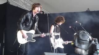 Catfish and the Bottlemen - Sidewinder (live) - Reading Festival 2013, Lock Up Stage, 24 August 2013