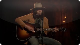 Neil Young Sings \\