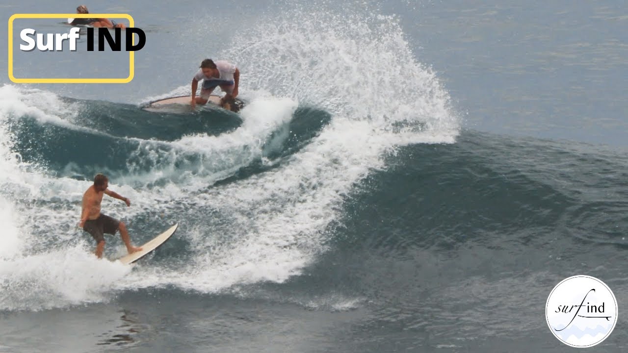 this is how Uluwatu looks today, April 12th, 2022 getting crowded with the pros | Bali surf