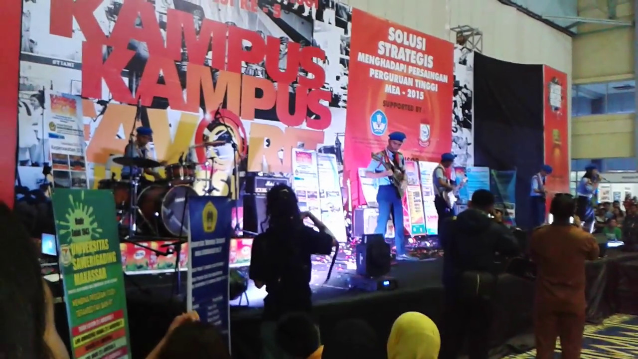 PENAMPILAN SMKN 1 GALESONG SELATAN DI ACARA KAMPUS-KAMPUS FAVORIT DI MAKASSAR - JUARA 1