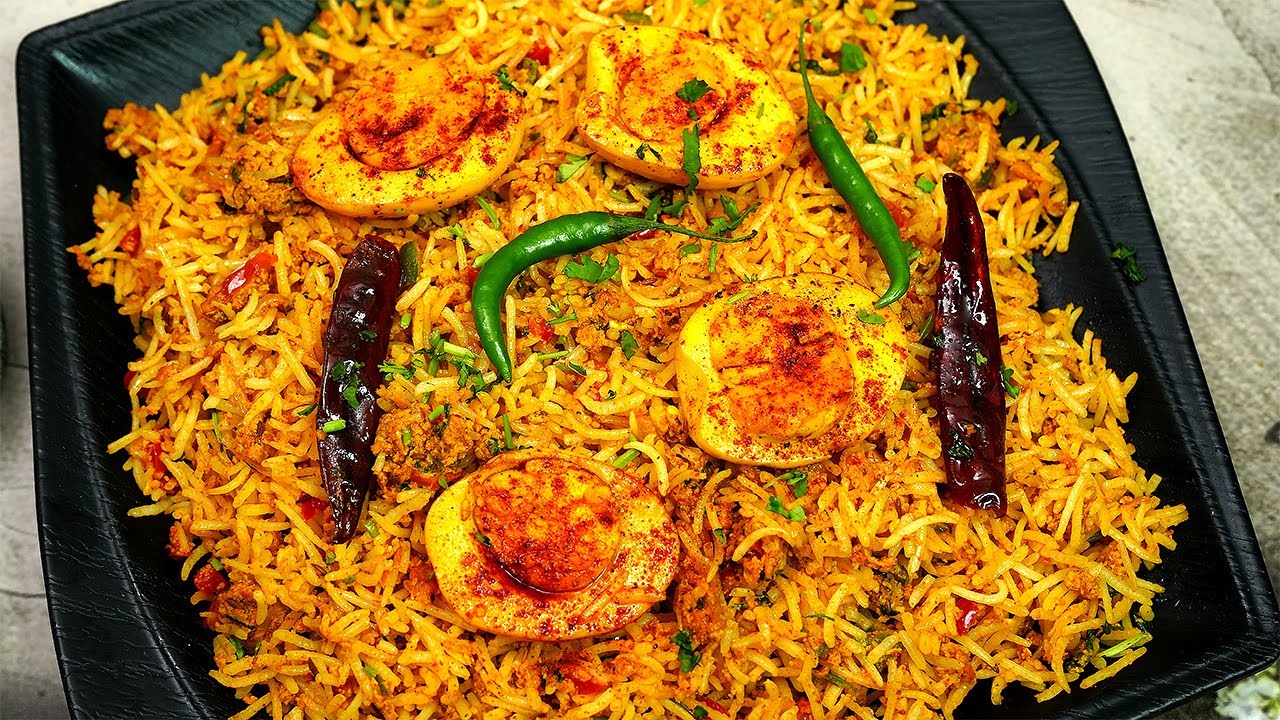 🌶️ Spicy Tawa Anda Pulao Recipe | Street-Style Egg Pulao | Quick & Flavorful!