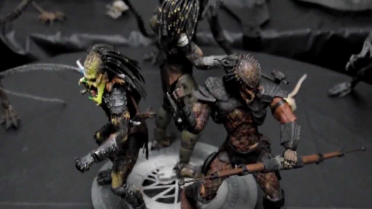 Alien Vs Predator Neca & Mcfarlane figure collection for display.