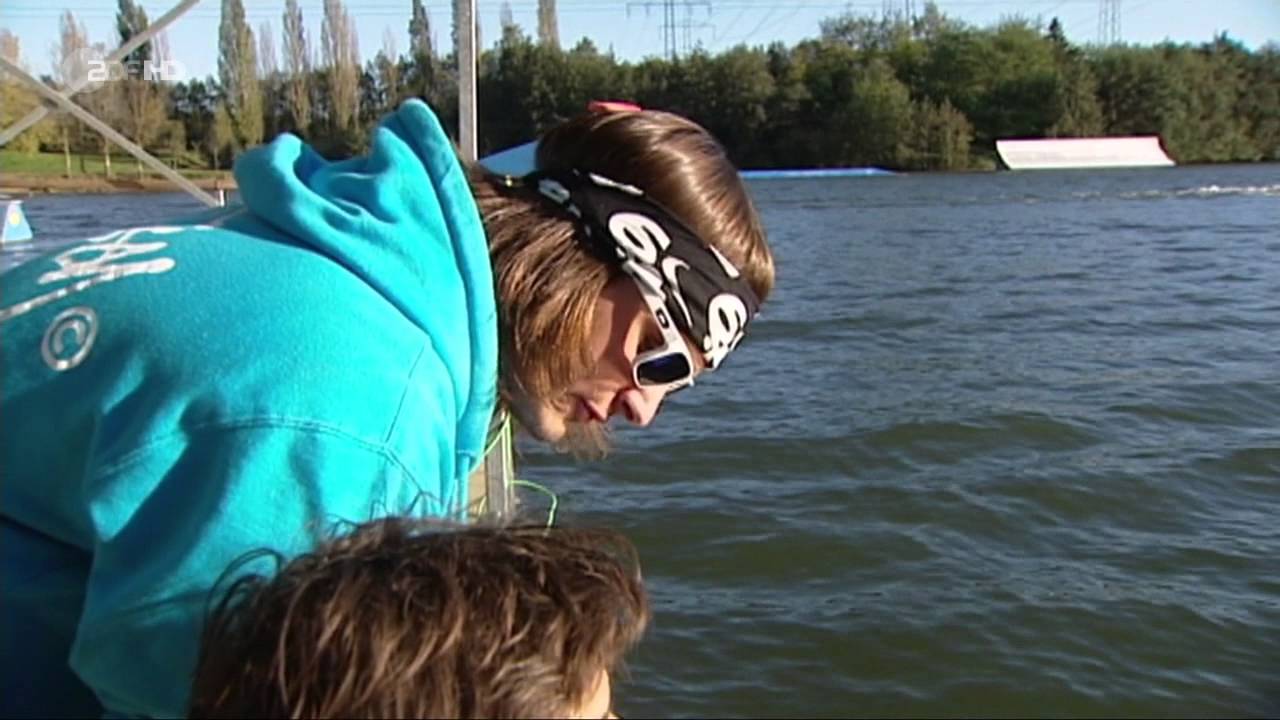 Wakeboarden mit Tom Beck - Leute Heute 25.10.11