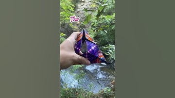 Take Shashibo with you everywhere you go! This portable fidget is also an engaging puzzle cube!