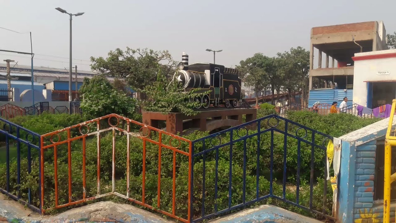 Beautiful Entrance Of Ghaziabad Railway Station - YouTube