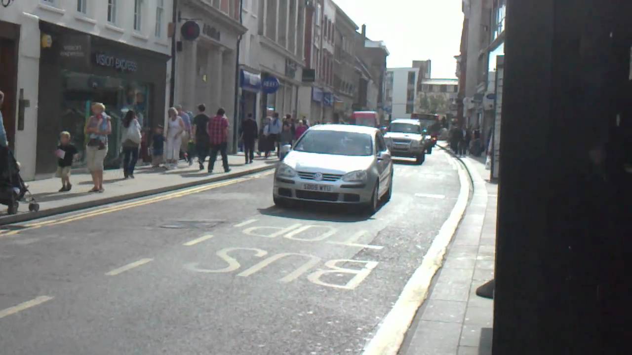 London Buses at Richmond High Street