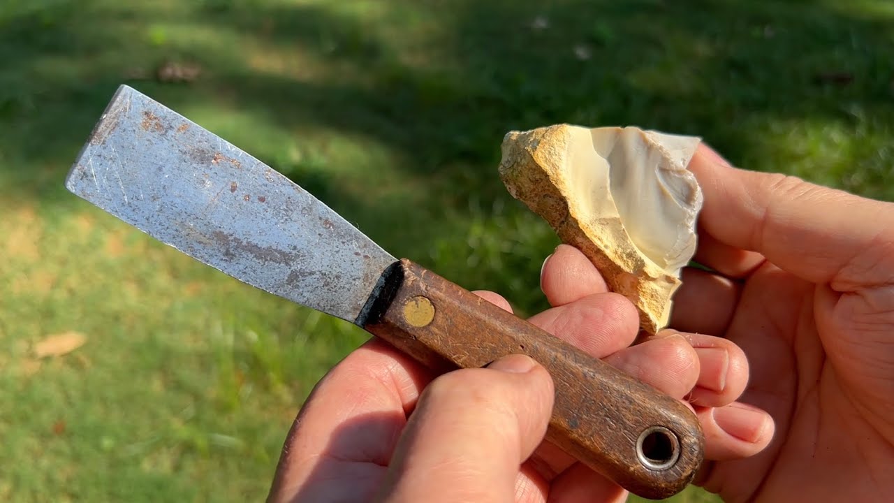 How To Flint And Steel w/ Chert And Putty Knife YouTube
