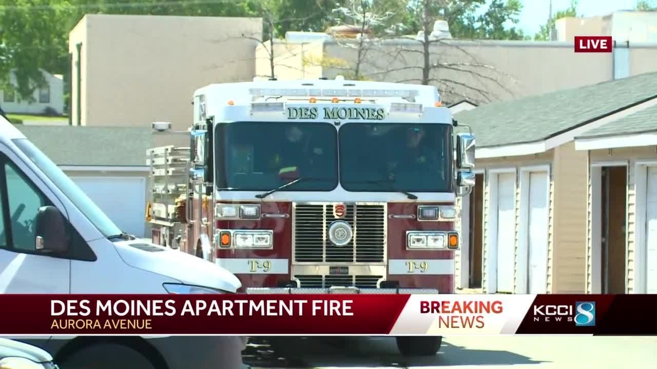Firefighters respond to Des Moines apartment fire - YouTube