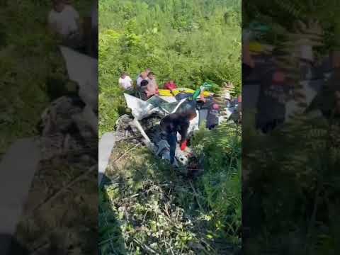 Otomobil Şarampole Uçtu, 1 ölü, 2 Ağır yaralı