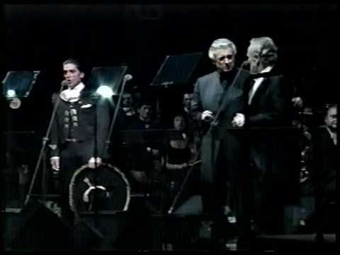 Plácido Domingo, José Carreras y Alejandro Fernández -VOLVER, VOLVER-May-2005-..mpg