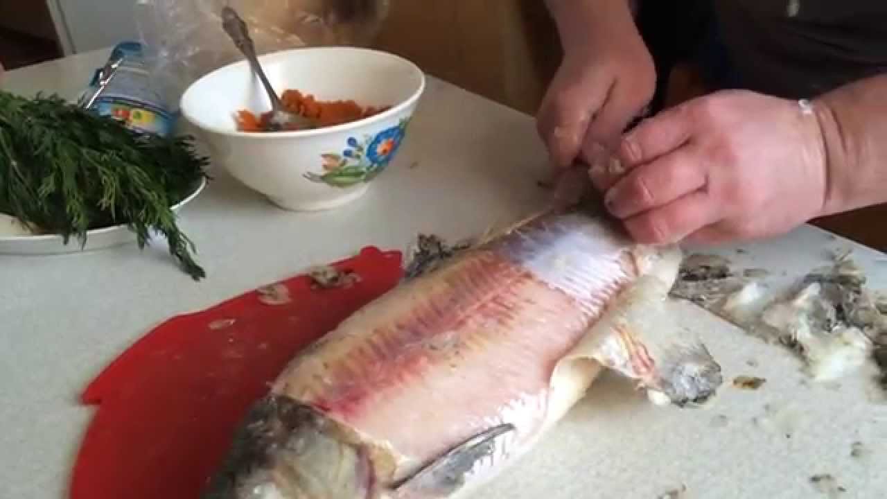 01.05.2015 Строганина Муксуна под водочку. - YouTube