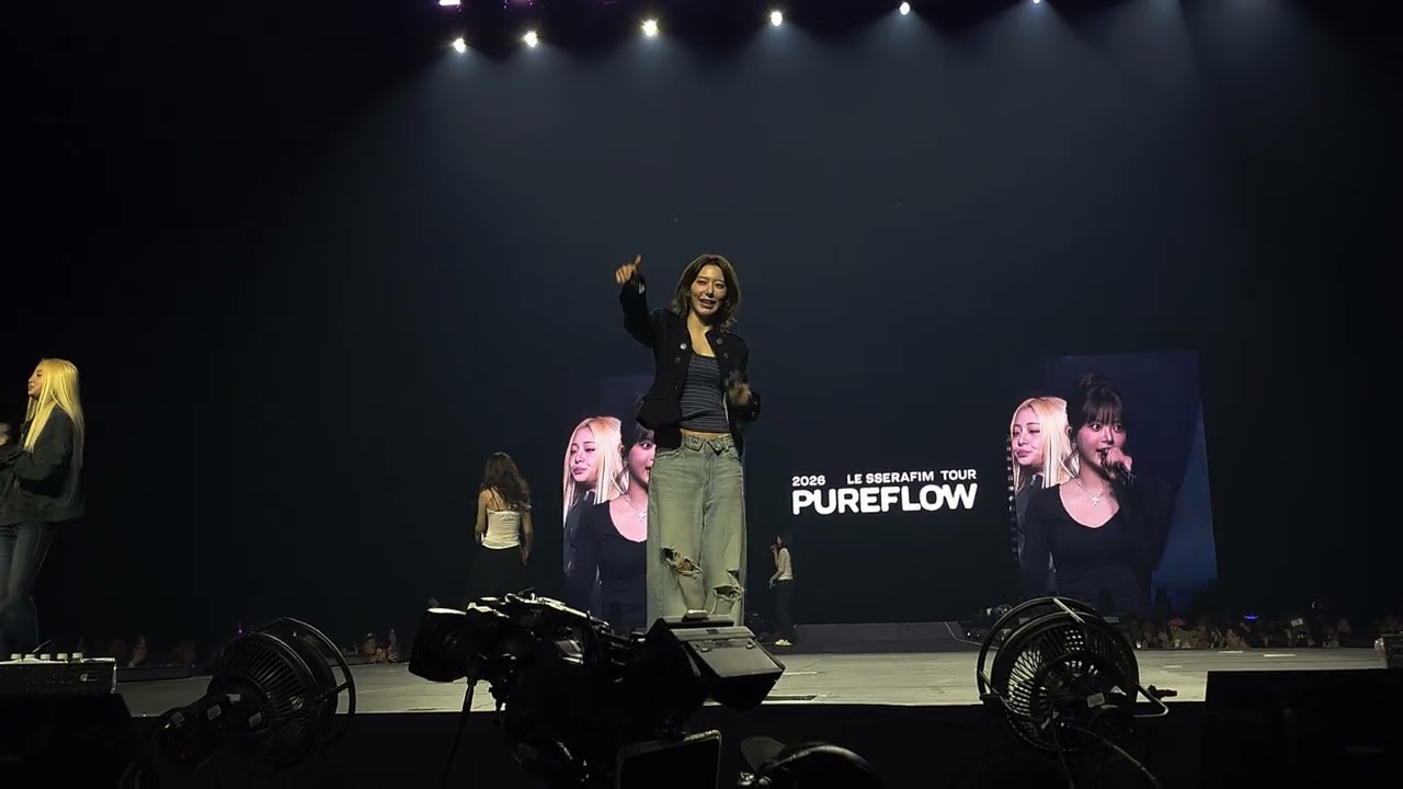 LE SSERAFIM (르세라핌) - PUREFLOW Tour in Tacoma, WA - VIP