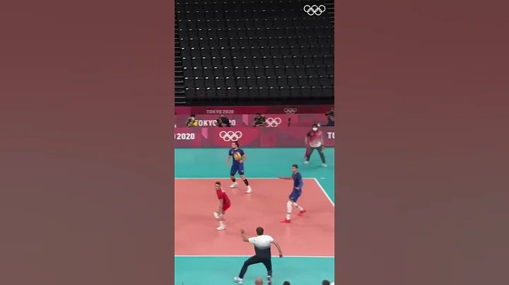 Coach forgets he’s not a player anymore 😂 - DayDayNews
