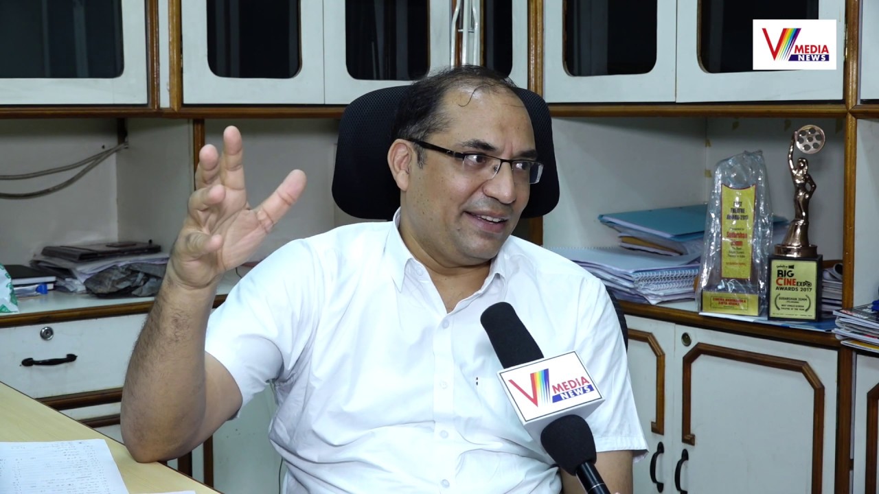 Interview with Raj B Tadla#Devi Sudarshan # Mahesh Babu favourate # KCR #Celebrities visit theatres.