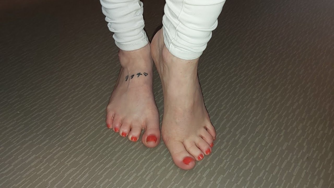 Barefoot - YouTube