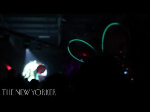 Film backdrop image for Dancing to Deadmau5 (2014)