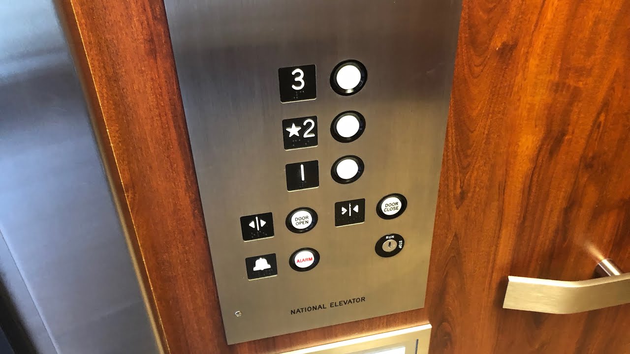 [EL] 2007 National Hydraulic Elevator at 608 Mabry Hood Rd (Knoxville