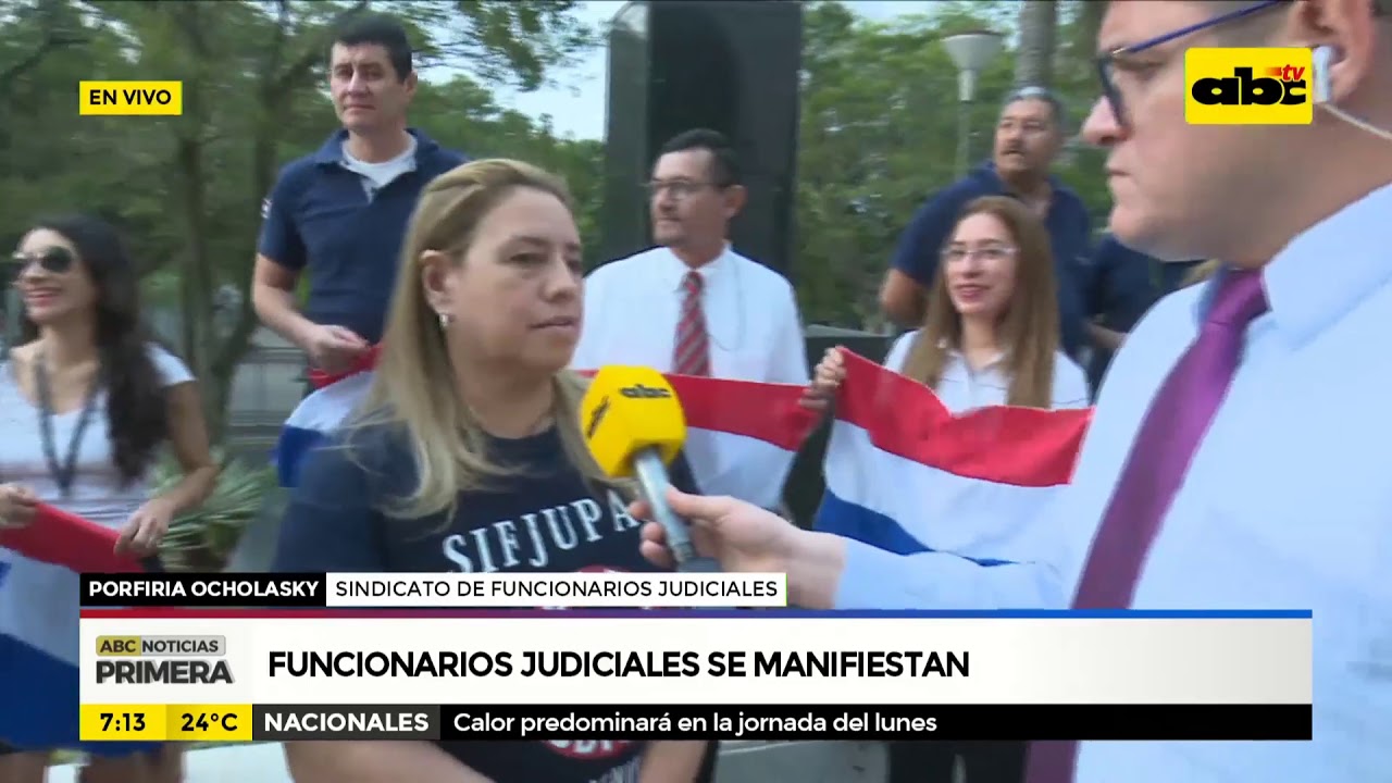 aumento de dinero en ingles Funcionarios judiciales se manifiestan pidiendo aumento salarial