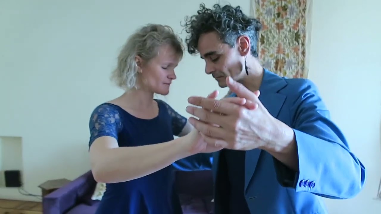 Biotango - danzan Valerie Kattenfeld y Lucas Maiz