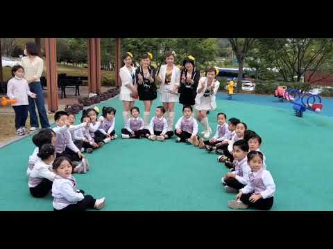 다산면민다끼골 노래자랑 다산초등학교 병설유치원생들 너무귀엽네요 바이올린 연주하러왔답니다 이소리공연단과 함께 하였습니다