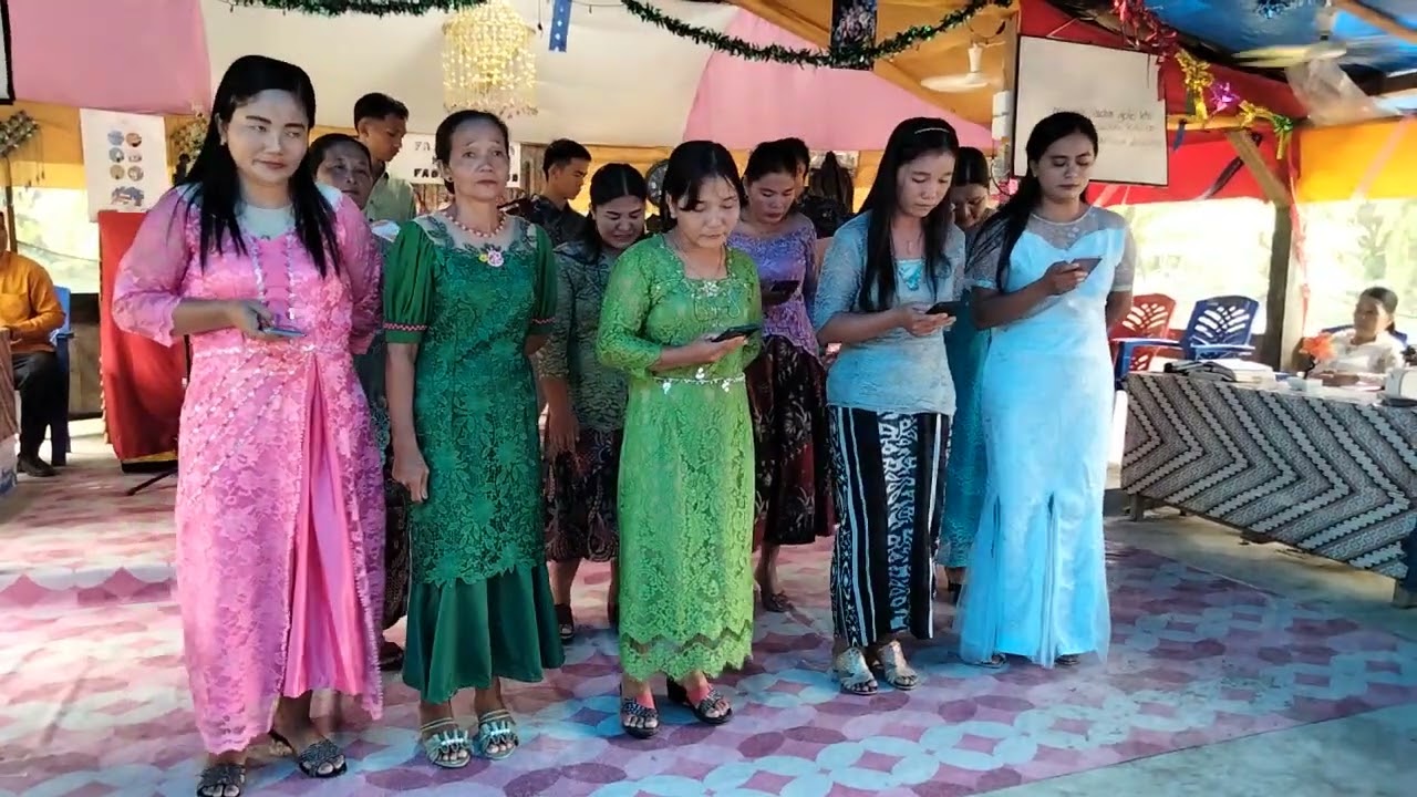 Lagu rohani Nias yg sedih, pujian yg membawa berkah bagi kita yg mendengarkan. 1-1-2024