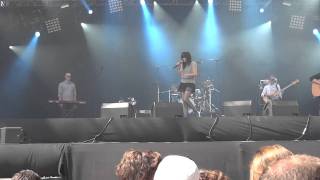 Nouvelle Vague - Sandy Sandy (Live) - Musilac, Aix les Bains, FR (2011/07/15)