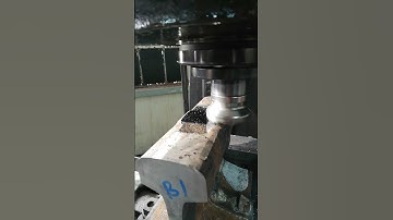 MACHINING HIGHLY FERRITIC RAILWAY PIECE ON THE MILLING MACHINE PRIOR MICROSTRUCTURE EVALUATION