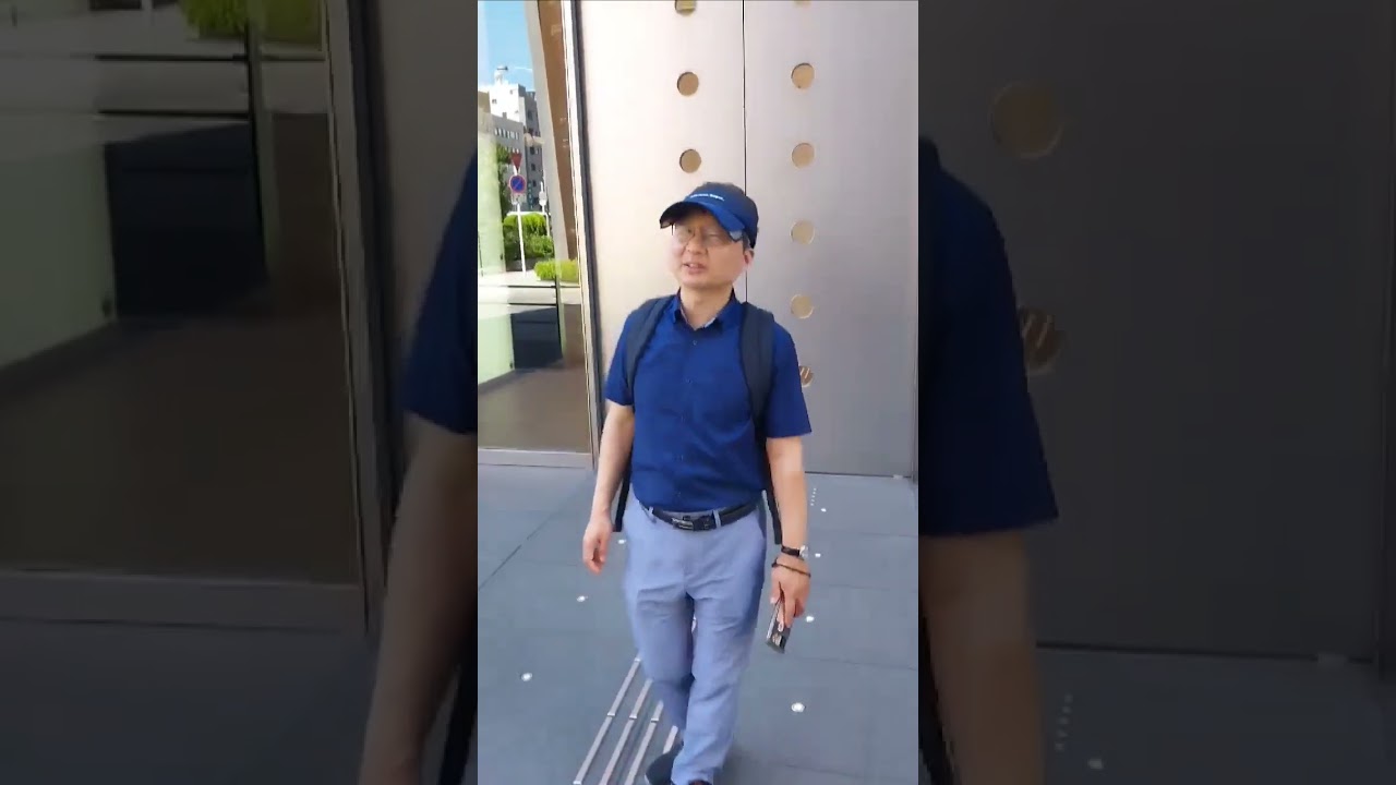 뭔일 일본에 3개밖에 없는 비트코인ATM 찾으러 오사카 그랜드스퀘어 가이아그룹에 왔다 #박한우교수 - YouTube