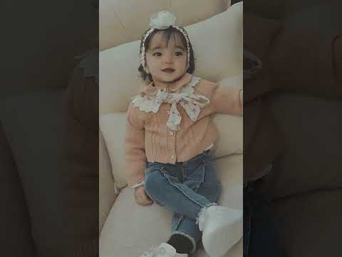 قمر الليل وعنيها خوات حبيبه روحي قمر