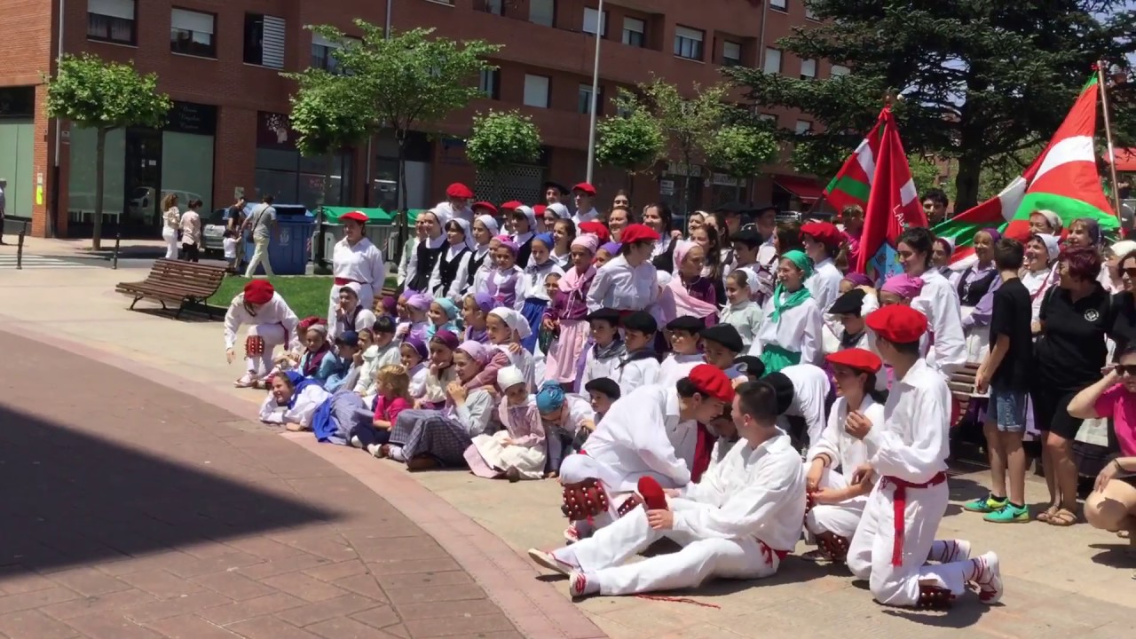 Laguntasuna Dantza Taldea 2017