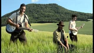 Video thumbnail of "Moonshine Wagon - La La Blues (Pokey Lafarge)"