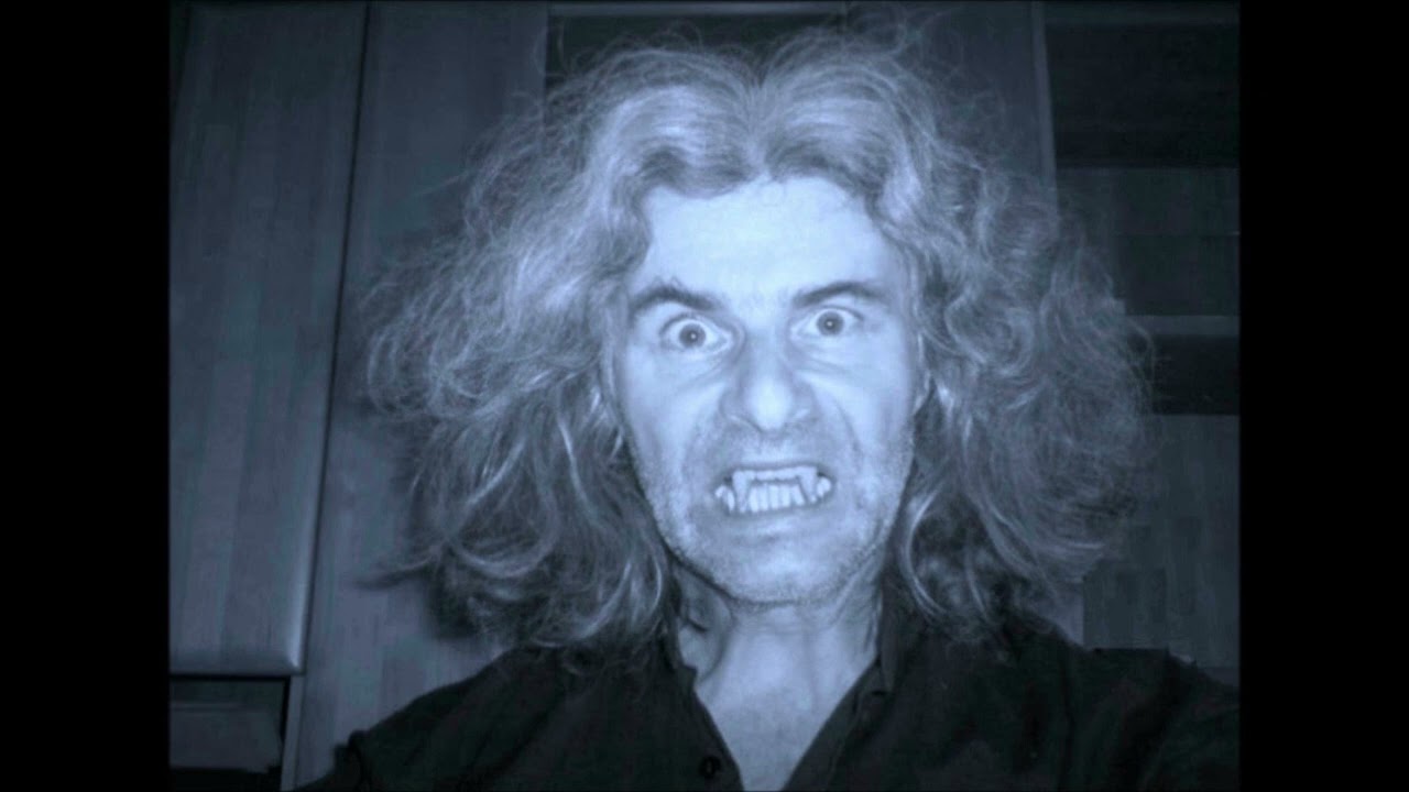 Wiener Dracula singt My Way