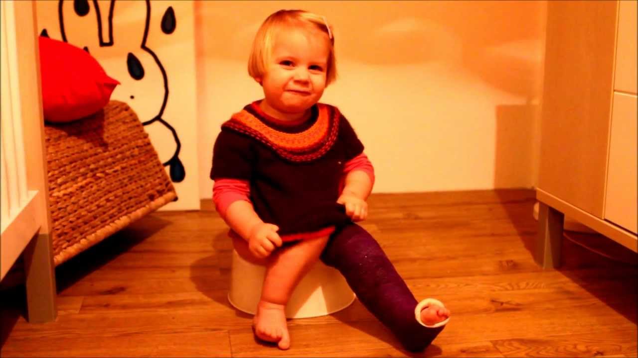 Eva Op Het Potje Youtube