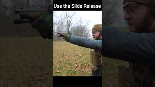 Gebruik gewoon de schuifontgrendeling.