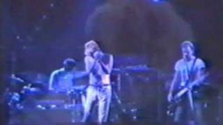 New Order - Hurt (live 1984)