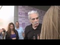 عمر الشريف يضرب وحدة في مهرجان الدوحه  Omar Sharif slaps woman